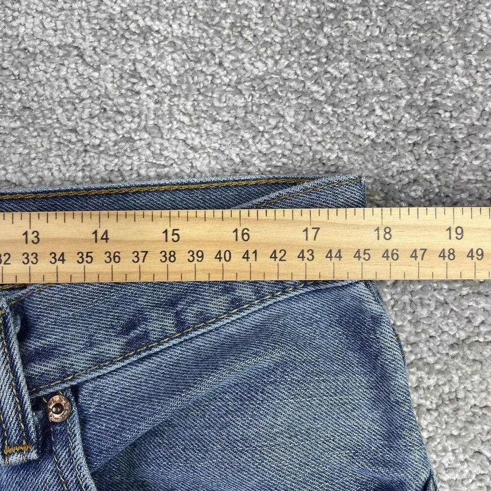 Levi’s 550 Jeans Men’s 36X32 Blue Straight Relaxed Mid-Rise Light Wash Denim - Picture 9 of 13